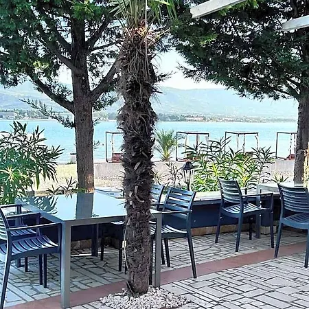 Proxima Hotel *