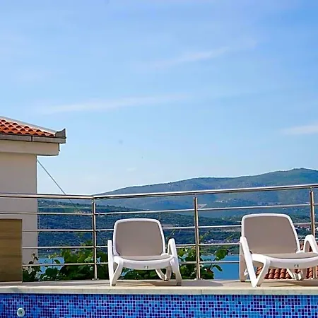 Proxima Trogir